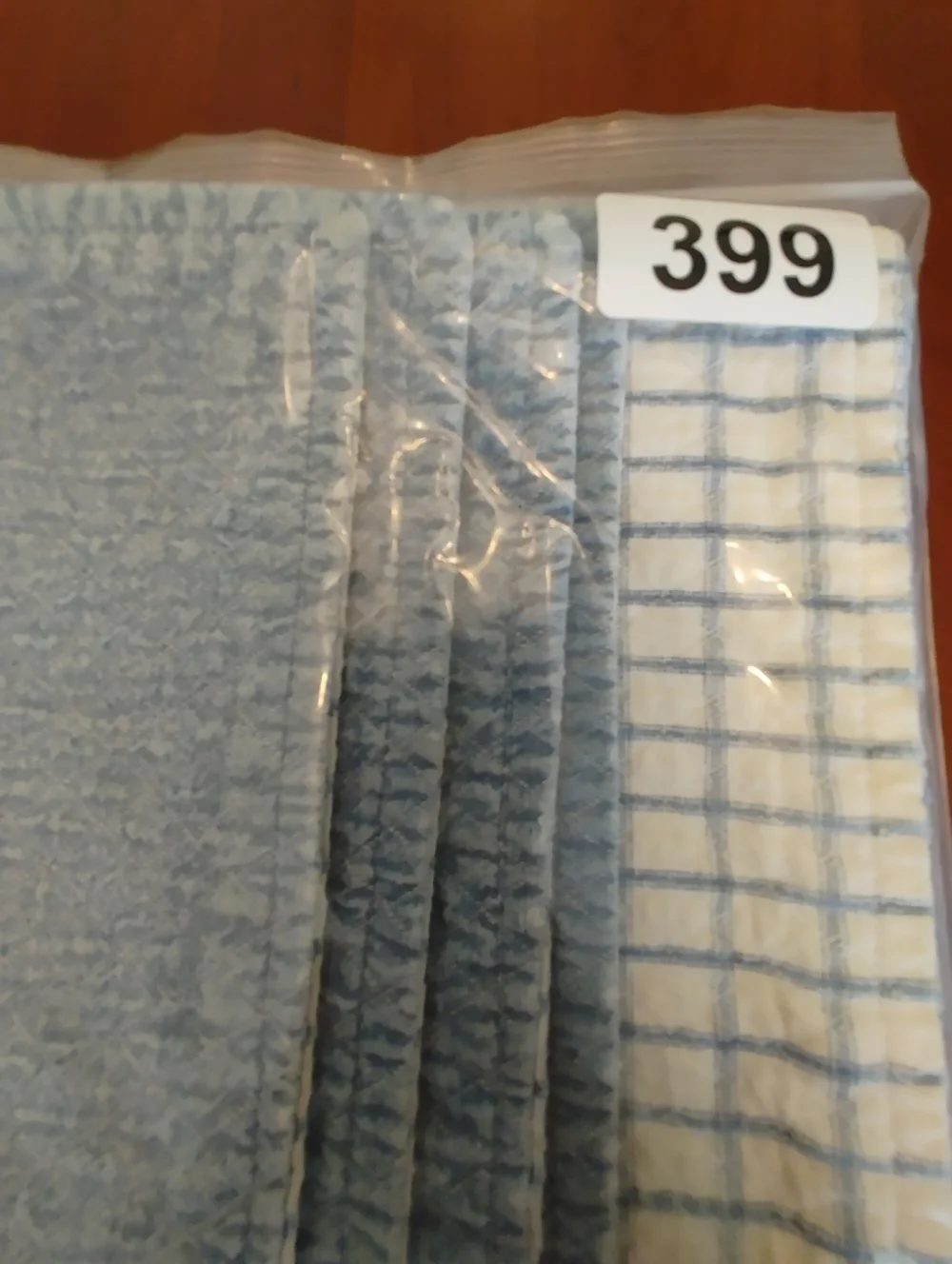 VTG White and Blue Grid Cotton Placemats - Set of 4 - 21x13